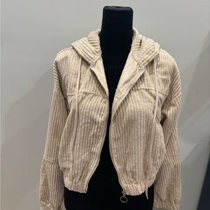 🔥❤️🔥HYFVE Cream Teddy Jacket